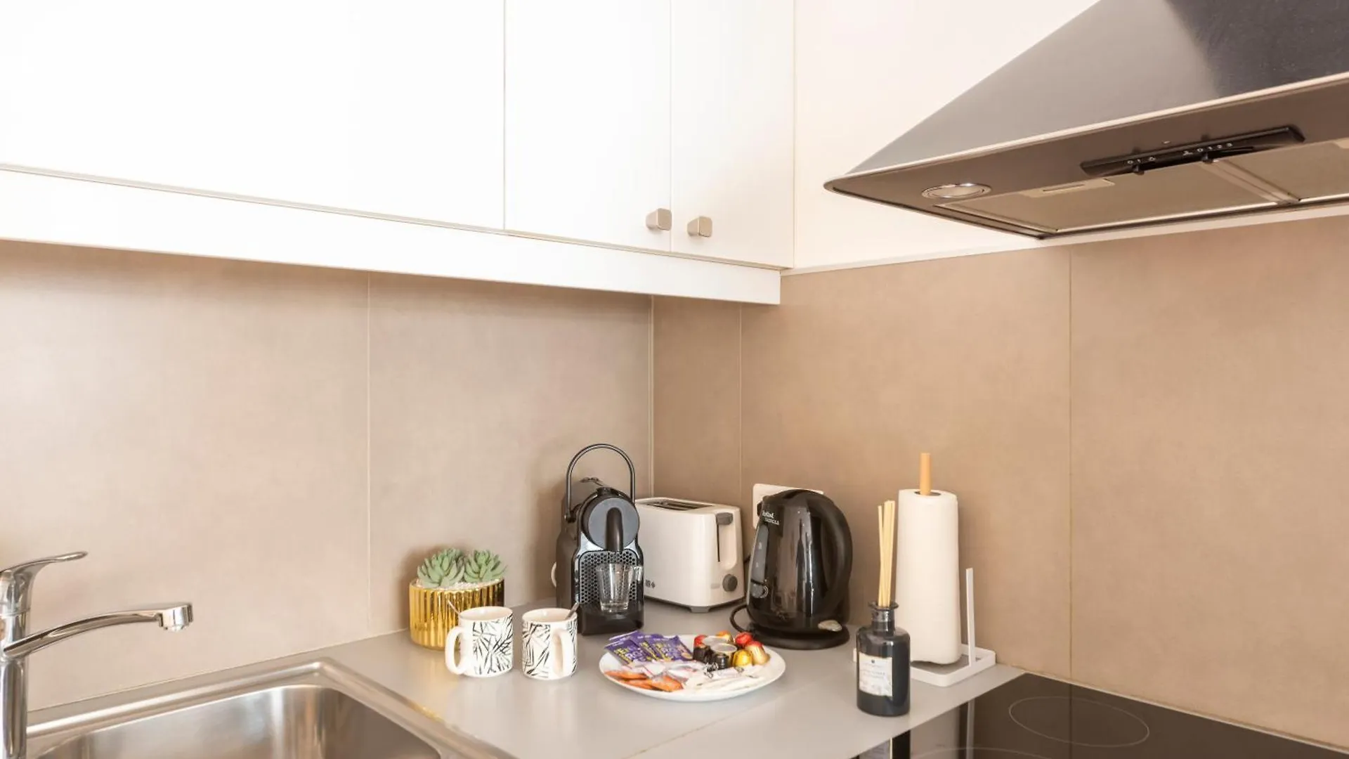 Modern Studio Near The Croisette Cannes